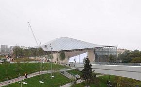 The last preparations in Zaryadye before the opening