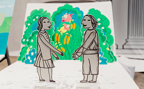 Puppets and shadows: a miracle for children at Zaryadye Park